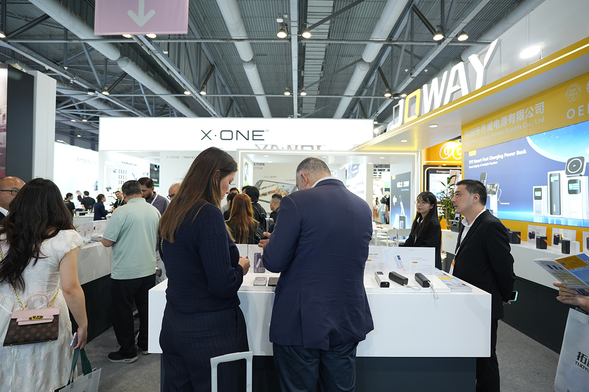 we have not only gained the intended customers and cooperative orders, but also received accurate feedback from the industry